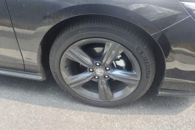 Used Honda Inspire 2024 260TURBO Elite Edition Right Front Wheel Hub