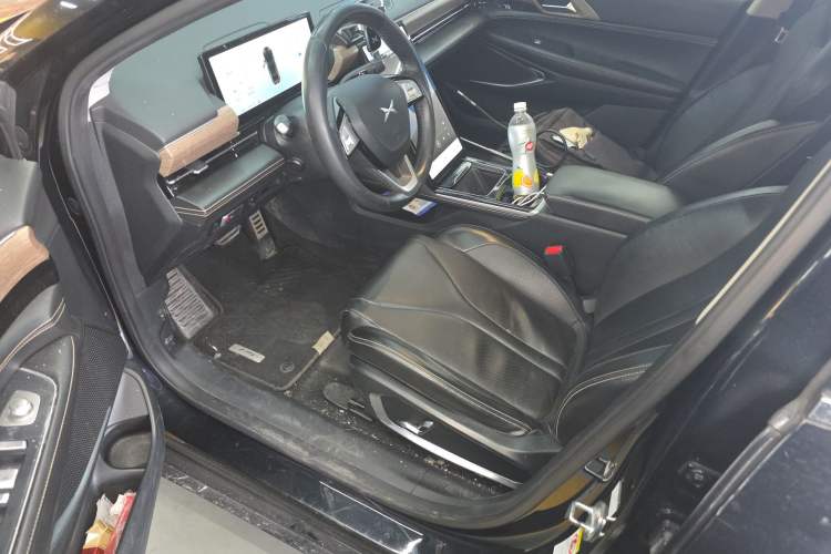 Used XPeng P5 2023 Smart Drive Edition Left Front Seat