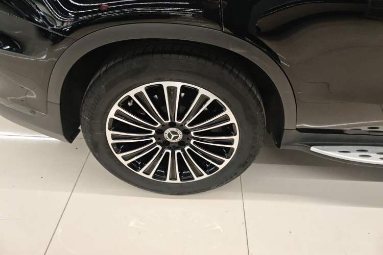 Used Mercedes-Benz GLC 2019 GLC 260 L 4MATIC Dynamic Model