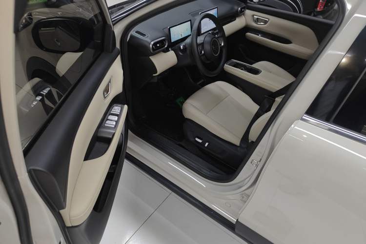 Used Wuling Bingo PLUS 2024 401 km Range 5-Seater Version