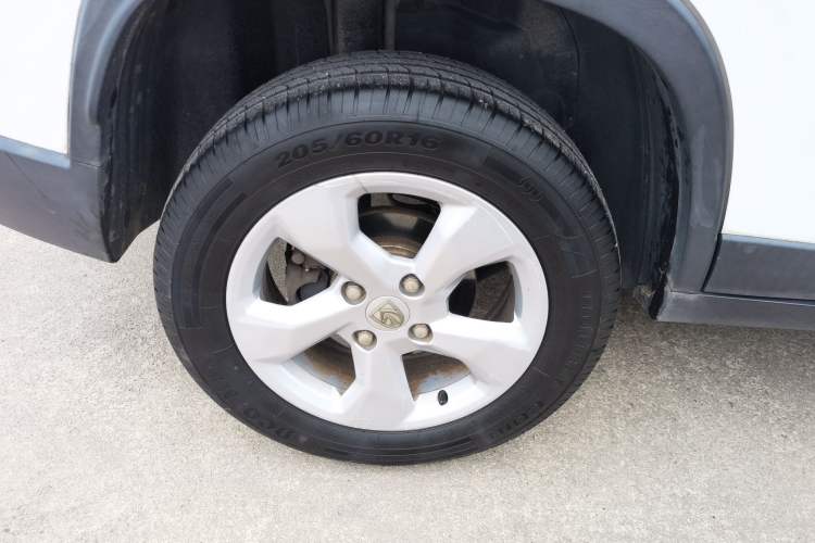 Used Baojun 510 2017 1.5L Manual Fashion Model
