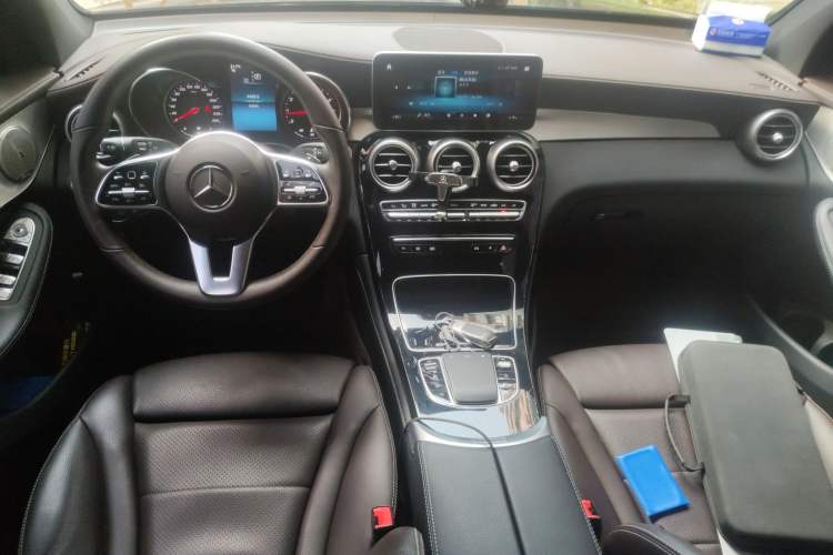 Used Mercedes-Benz GLC 2020 GLC 260 L 4MATIC Dynamic Model
