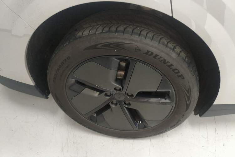 Used Li Auto Li Auto i6 2025 Model Two-Wheel-Drive Standard Type