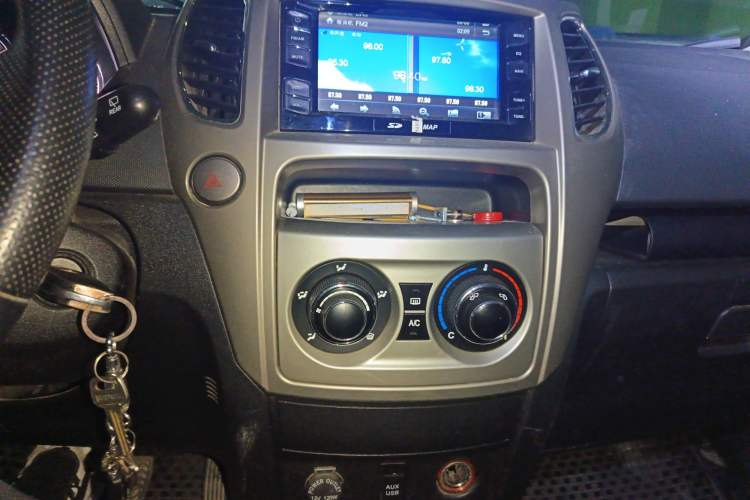 Used Great Wall M4 2012 1.5L Manual Luxury Version Audio And AC Panel