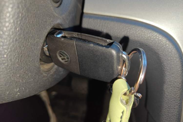 Used Volkswagen Gran Lavida 2013 1.6L Automatic Fashion Model