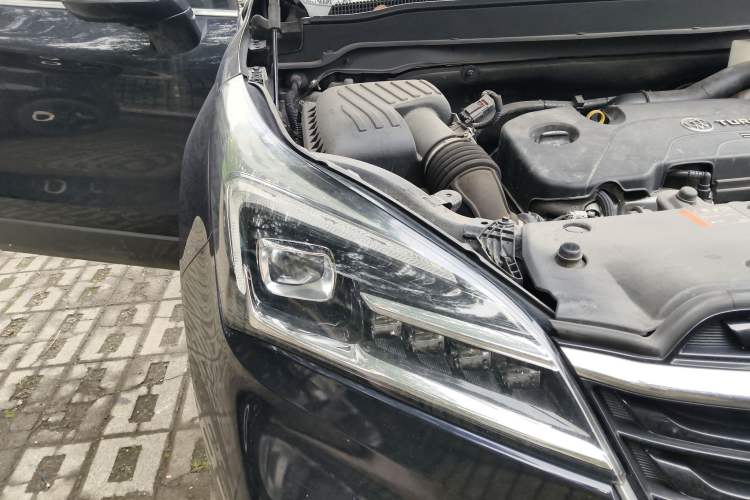 Used Buick Envision 2020 20T Two-Wheel Drive Luxury Model