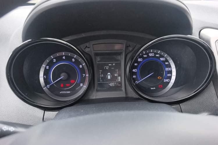 Used CHANGAN CS15 2016 1.5L Manual Fashion Edition