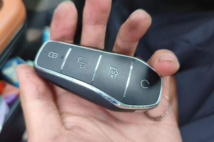 Used BYD Han 2022 DM-i 121KM Luxury Model