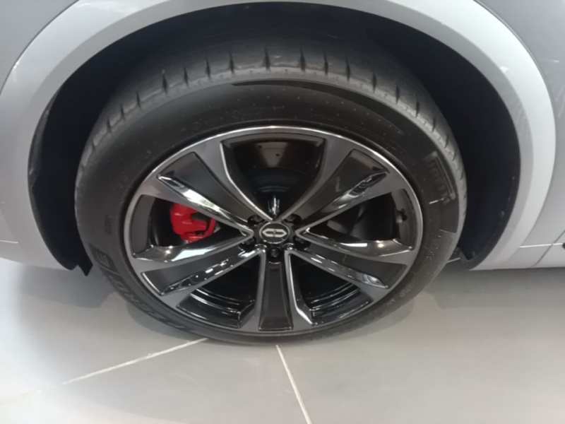 Used Hima AITO M8 2025 Extended-Range Max+ Version 53.4 kWh 6-Seater Edition — 22