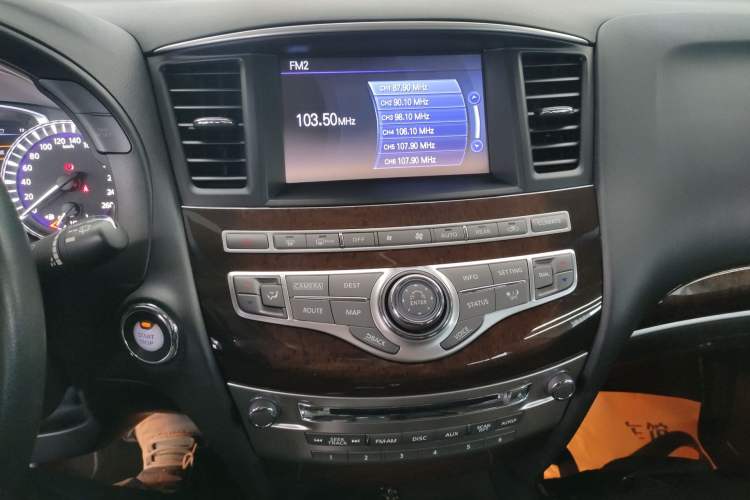 Used Infiniti QX60 2014 2.5 S/C Hybrid Two-Wheel Drive Excellence Edition Audio And AC Panel