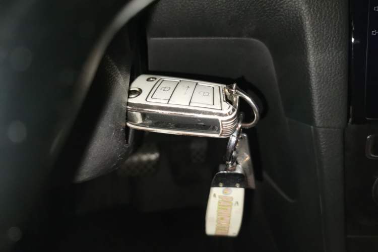 Used Volkswagen Golf 2018 230TSI Automatic Comfort Model Vehicle Key