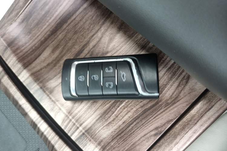 Used GAC Trumpchi M8 2018 320T Flagship Edition Interior 1