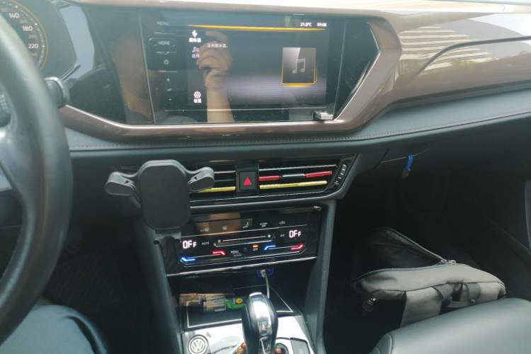 Used Volkswagen Tharu 2020 280TSI Two-Wheel Drive Comfort Edition China VI Standard
