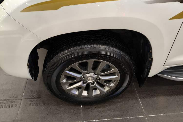 Used Toyota Prado 2018 3.5L Automatic TX-L with Rear-Mounted Spare Tire
