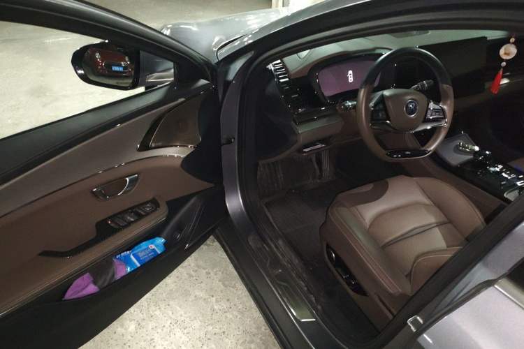 Used BYD Han 2020 EV Long-Range Luxury Model Driver Seat