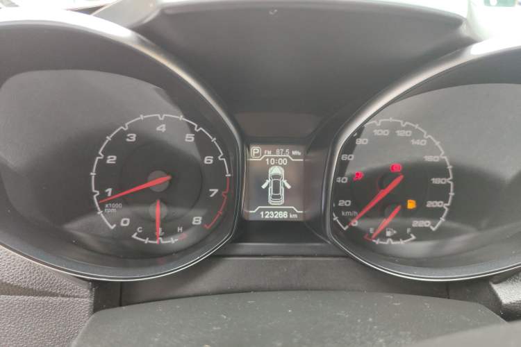 Used Chery Tiggo 5 2014 2.0L CVT Family Deluxe Edition