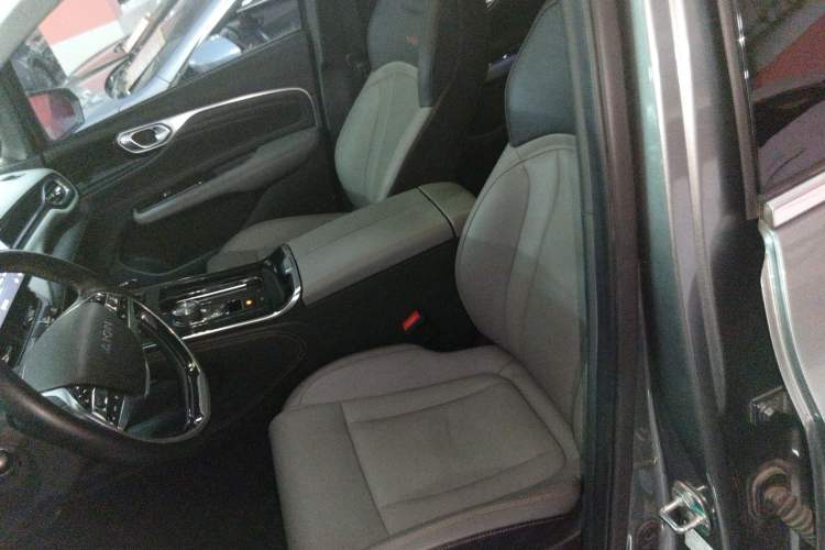 Used AION V 2021 Plus 70 Smart Technology Edition Lithium Iron Phosphate
