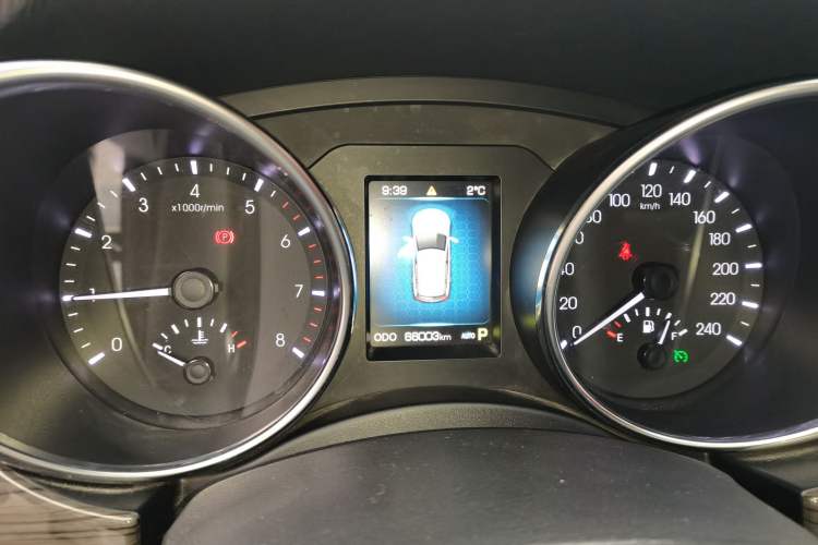 Used Haval H9 2015 2.0T Four-Wheel Drive Luxury 7-Seater
