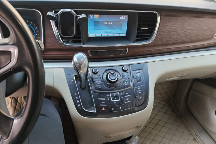 Used Buick GL8 2014 2.4L LT Luxury Business Executive Edition