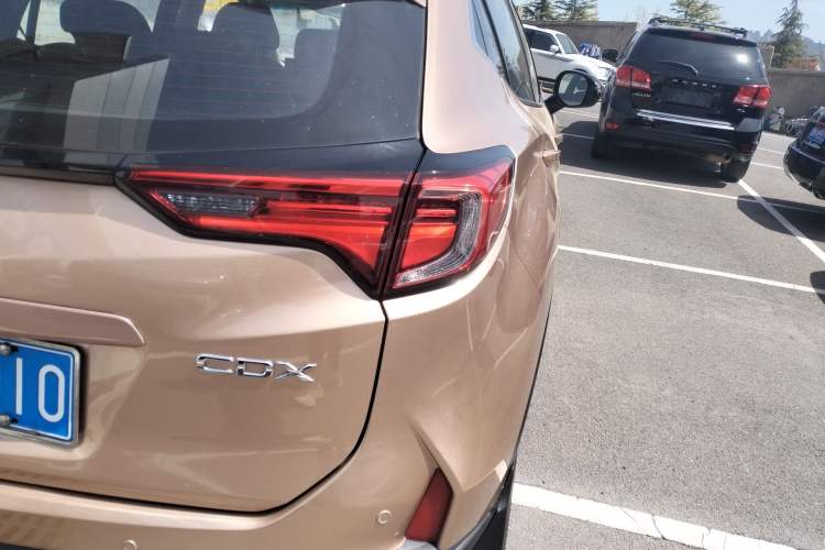 Used Acura CDX 2016 1.5T Two-Wheel Drive Enjoyment Edition Exterior 3