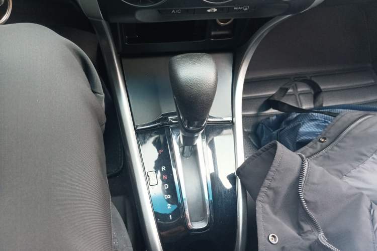 Used Honda Crider 2015 1.8L automatic comfort version Gear Lever
