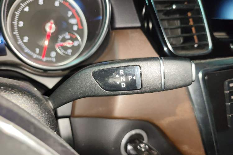 Used BAIC Off-Road BJ90 2021 4.0T Prestige Edition Gear Lever