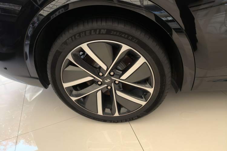 Used Li Auto L9 2022 Max model