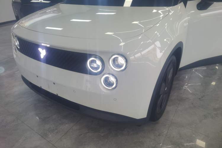 Used firefly 2025 Illuminated Edition
