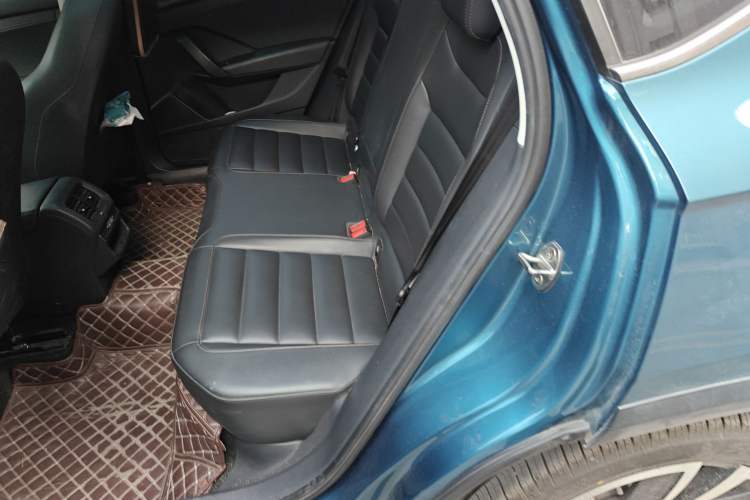 Used Volkswagen Tharu 2019 280TSI Two-Wheel Drive Luxury Version China VI Standard