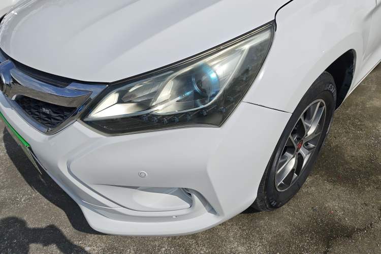 Used BYD Song 2016 GaiShi Edition 1.5TI Manual Elite Model
