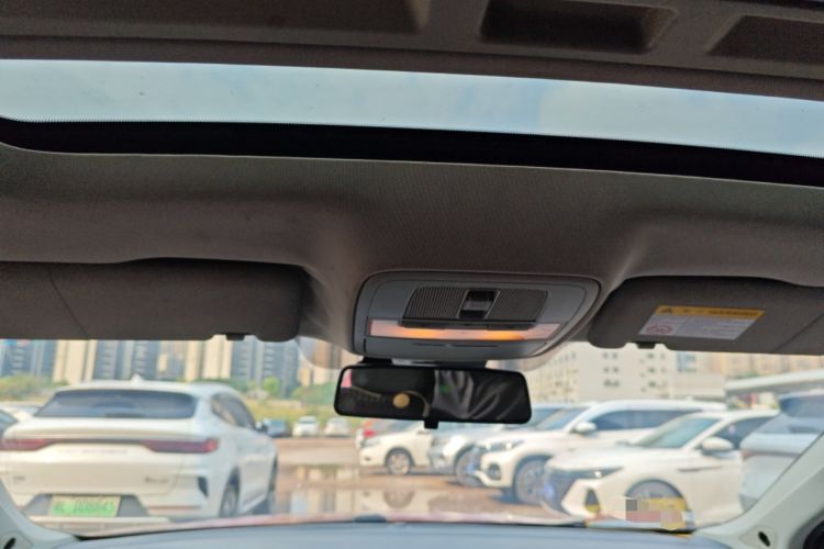 Used MG 6 2017 20T Manual Luxury Smart Connect Version China V Standard