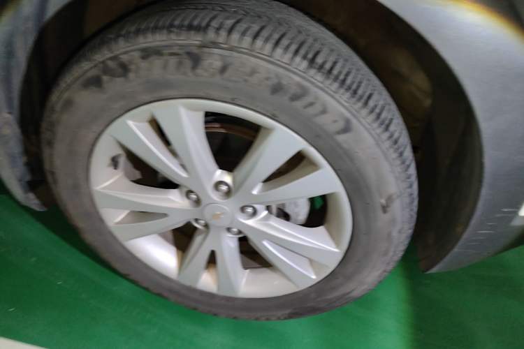 Used Chevrolet Captiva 2014 2.4L 4x4 Flagship Edition 7 Seats
