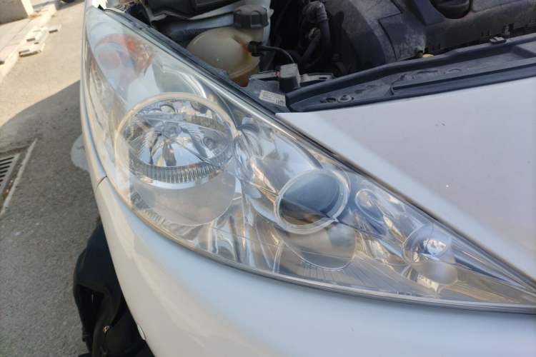 Used Peugeot 207 2013 1.6L CC Automatic Fashion Edition Right Front Headlight