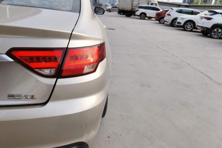 Used Geely Auto Emgrand GL 2017 1.8L DCT Elite Model Right Rear Taillight