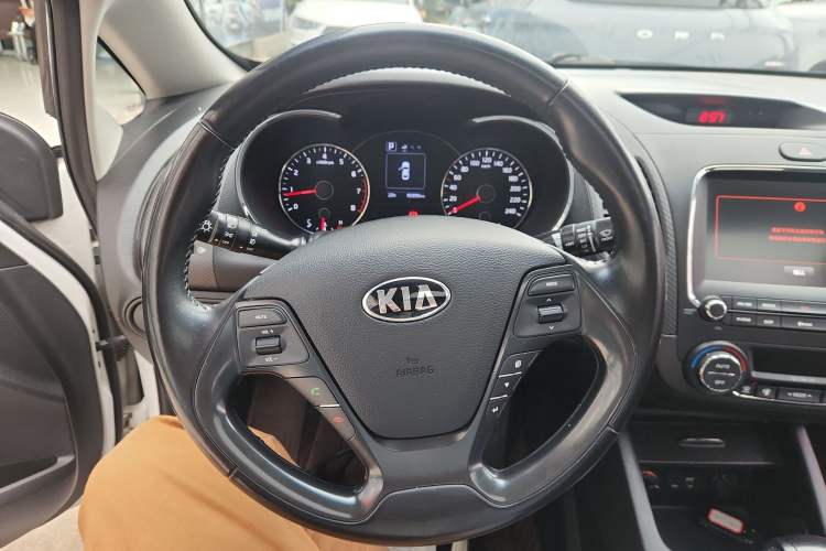 Used Kia K3 2017 1.6L Automatic 15th Anniversary Special Edition GLS Steering Wheel