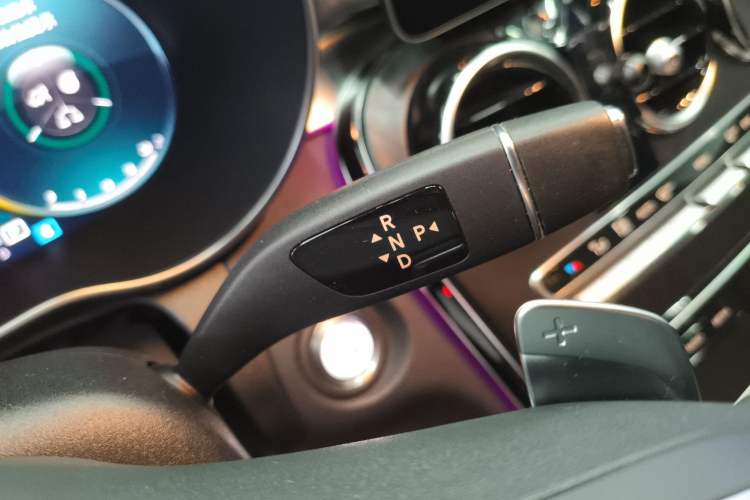 Used Mercedes-Benz C-Class 2021 C 260 L Sport Edition Gear Lever