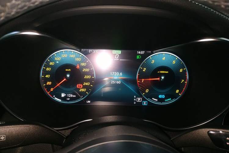 Used Mercedes-Benz C-Class 2020 Restyled C 260 L Sport Edition Instrument Cluster