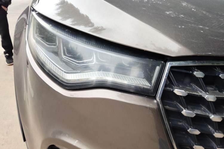 Used Zotye T700 2017 1.8T Dual-Clutch Luxury Model