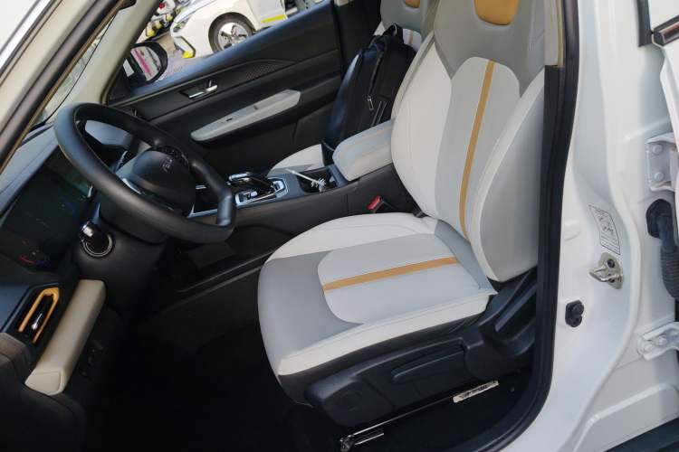 Used Dongfeng Aeolus E70 2023 Revised PRO Smart Drive Version