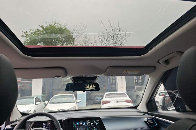 Used GAC Trumpchi GS3 2025 Shadow Speed 270T Enjoyment Edition Soaring to New Heights Headliner