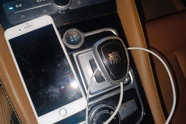 Used BYD Qin New Energy 2018 Qin EV450 Smart Connect Prestige Model
