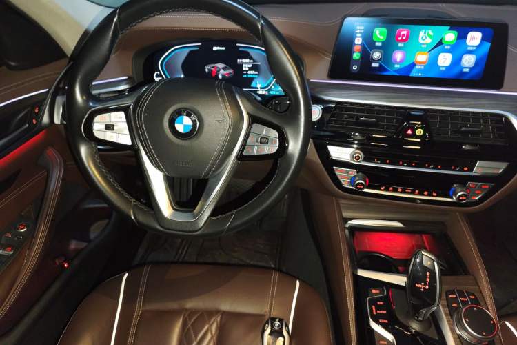 Used BMW 5 Series New Energy 2020 Mileage Upgrade Version 530Le Luxury Package
