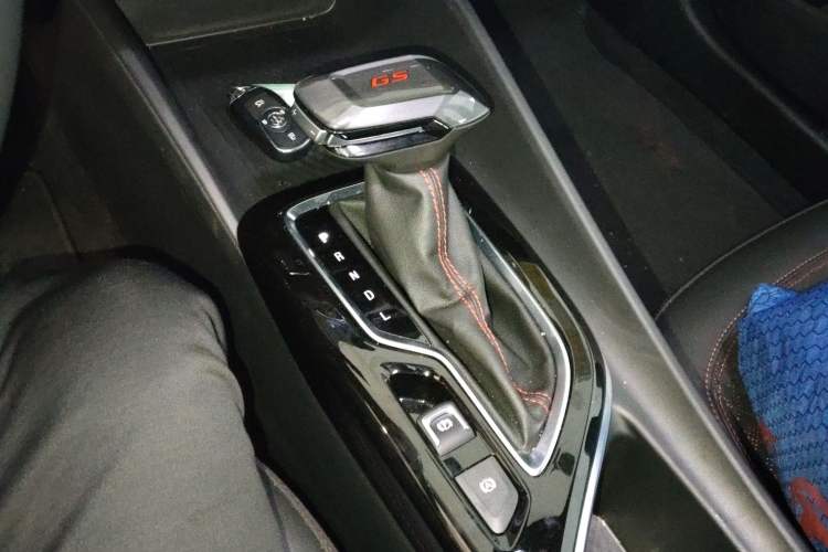 Used Buick Verano 2023 Pro GS Swift Edition Gear Lever