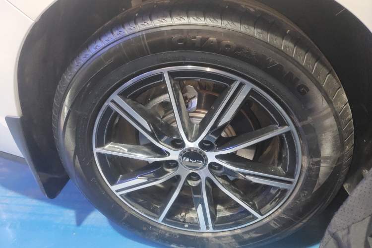 Used BYD Seal 06 New Energy 2024 DM-i 120KM Prestige Model Exterior 5