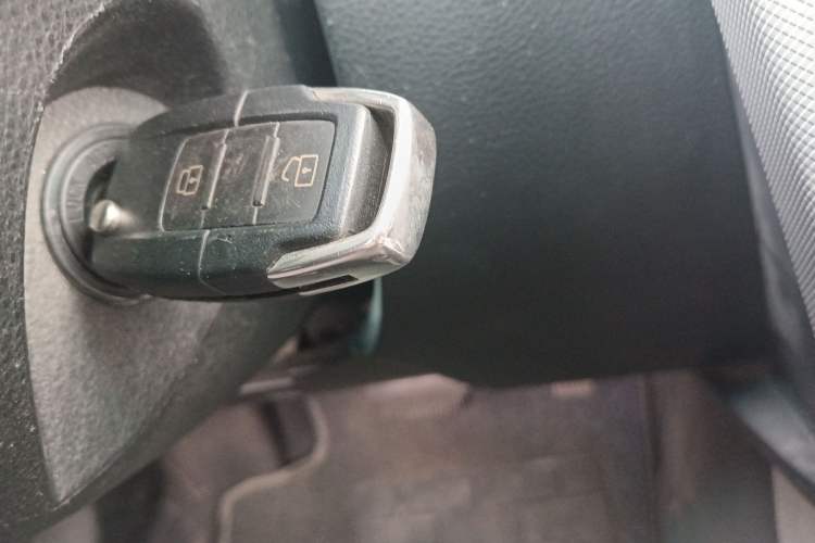 Used Luxgen U6 SUV 2017 1.8T Enhanced Charm Edition Vehicle Key