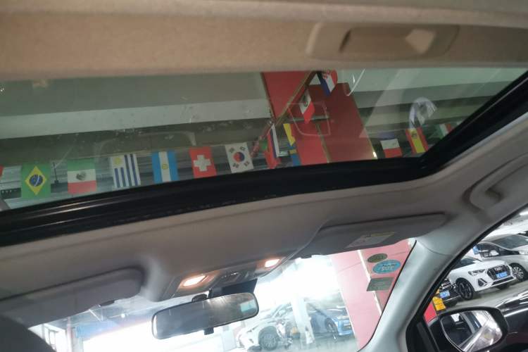 Used Nissan Sylphy 2021 Classic 1.6XL CVT Luxury Edition Headliner