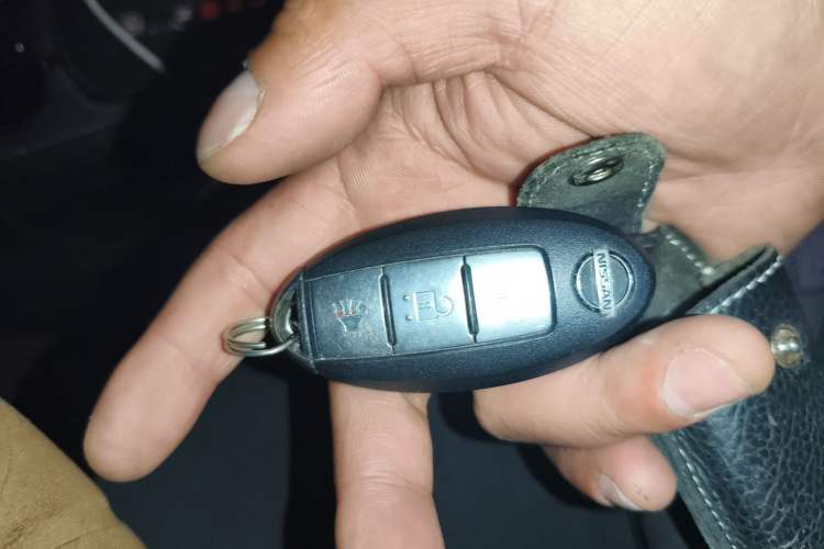 Used Nissan Tiida 2014 1.6L CVT Cool Cafe Edition Vehicle Key