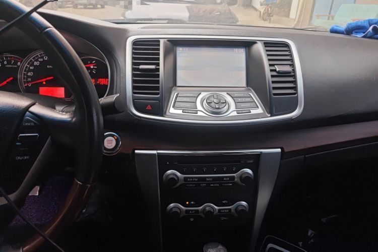 Used Nissan Teana 2008 Duke 2.5L XV Luxury Edition Audio And AC Panel