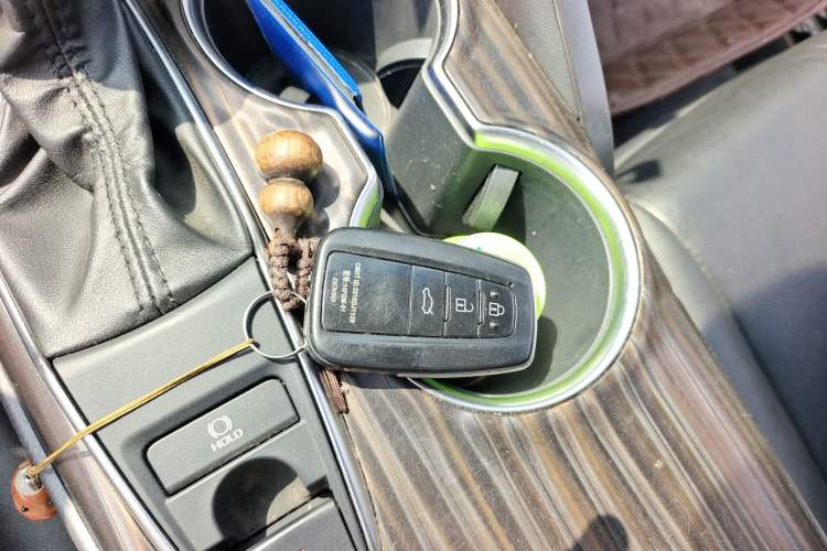 Used Toyota Camry 2019 Revised Version 2.0G Luxury Edition