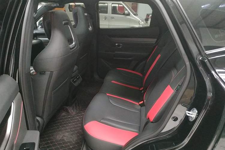 Used JETOUR Dashing 2023 1.5T DCT Starlight Shine Pro Edition
